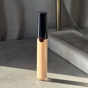 Armani Beauty Power Fabric Concealer 3.5